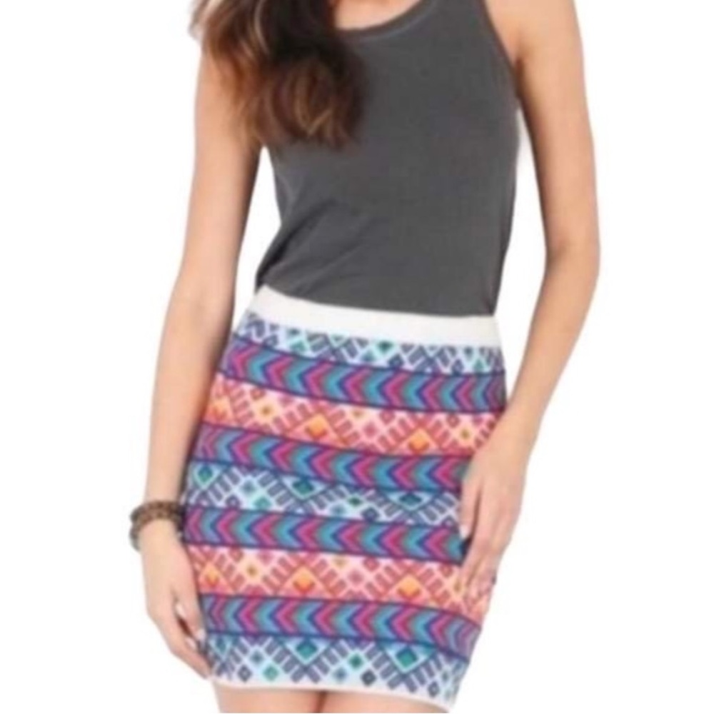 Jen’s Pirate Booty Boho Diego Bodycon Sweater Mini Skirt M L